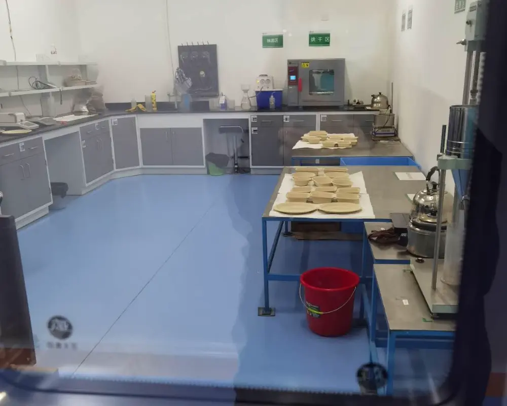 Bagasse tableware samples and inspection equipment in the Youshang quality control room